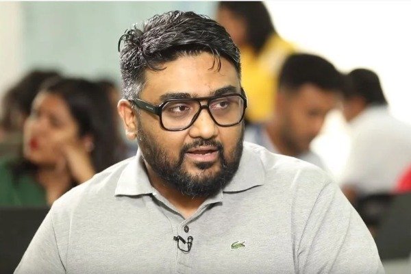 How This Data Entry Operator Built a Million-Dollar Finance Startup